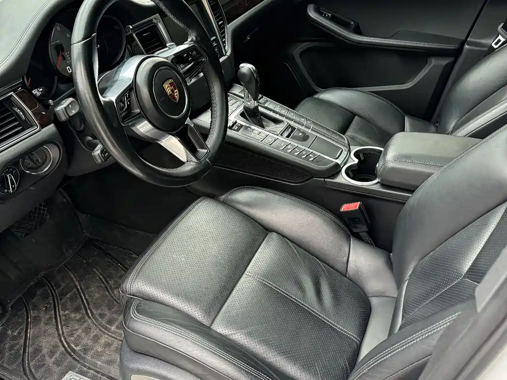Porsche Macan 2015 — фото 10