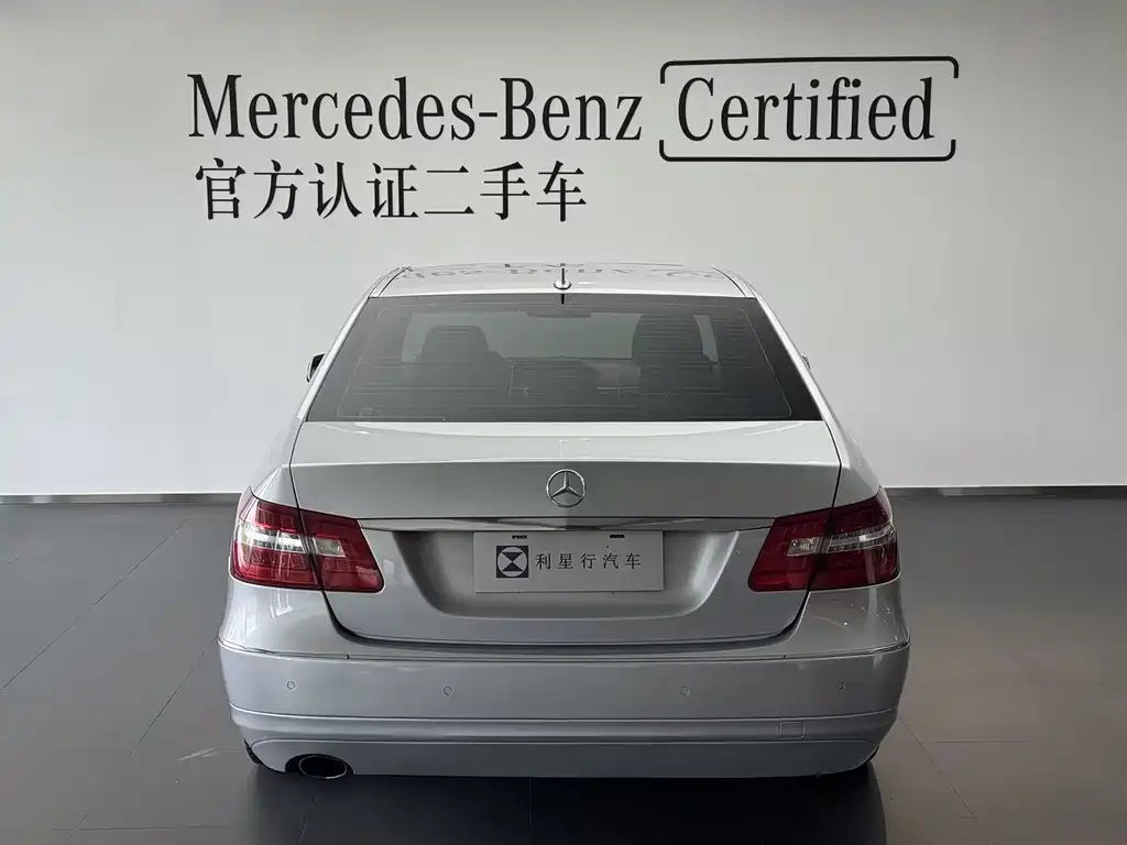 Mercedes-Benz E-Class 2010 — фото 16