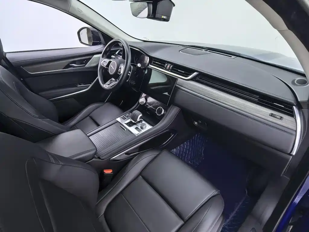 Jaguar F-PACE 2021 — фото 8