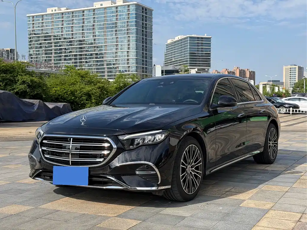 Mercedes-Benz E-Class 2025