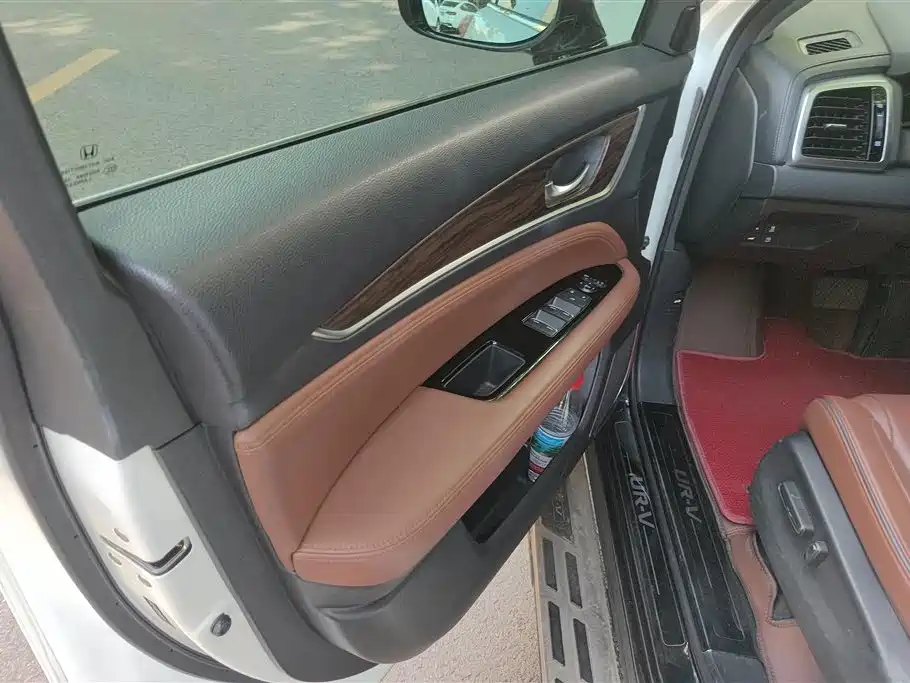Honda UR-V 2018