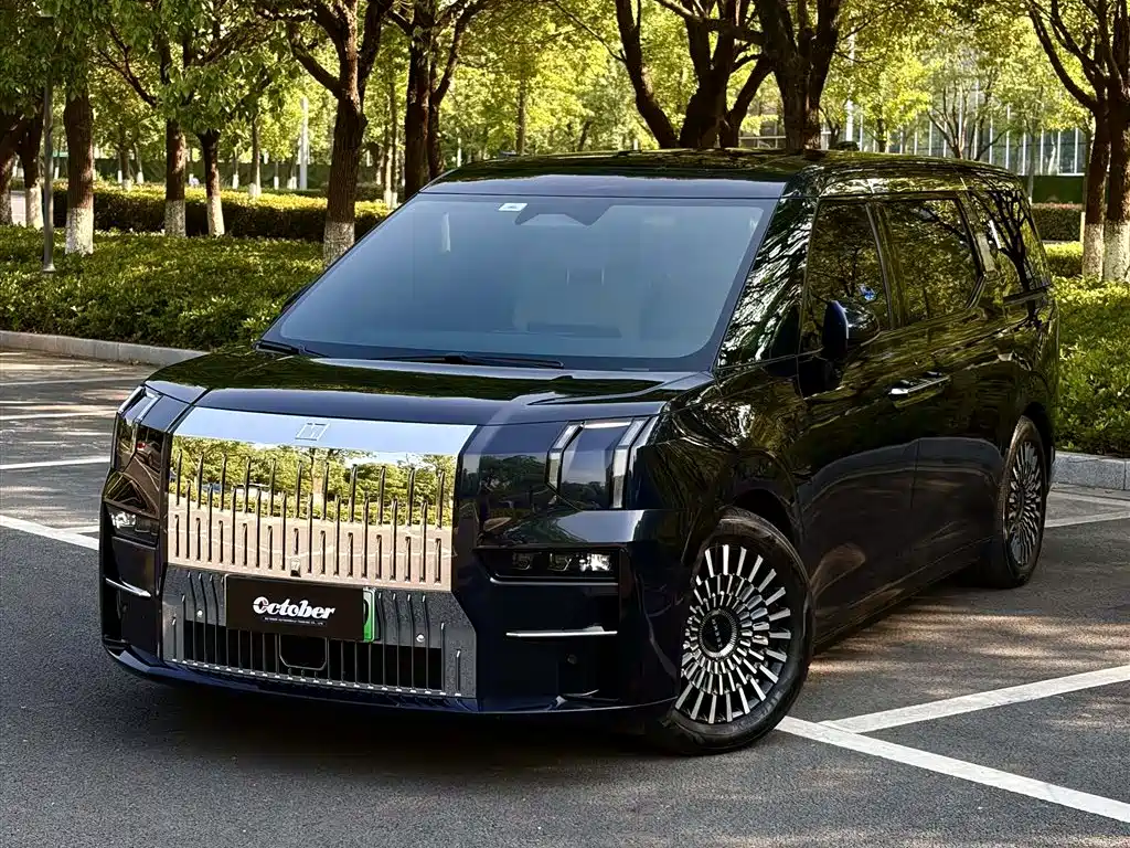 Zeekr 009 2024 — фото 1