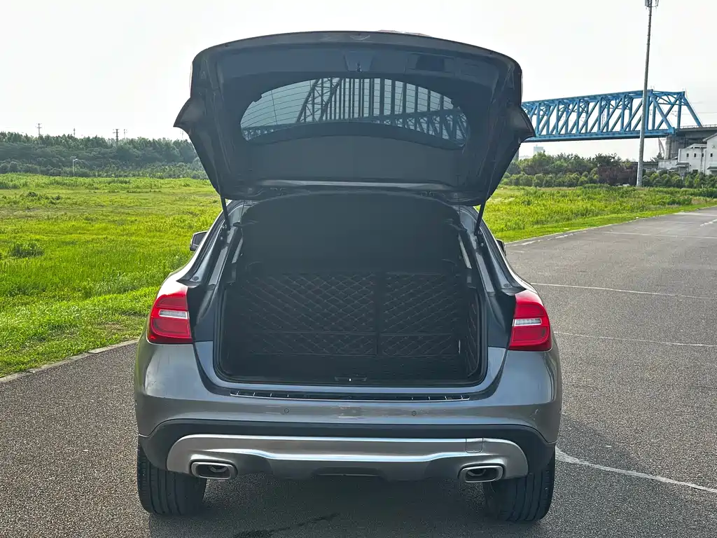 Mercedes-Benz GLA 2015 — фото 17
