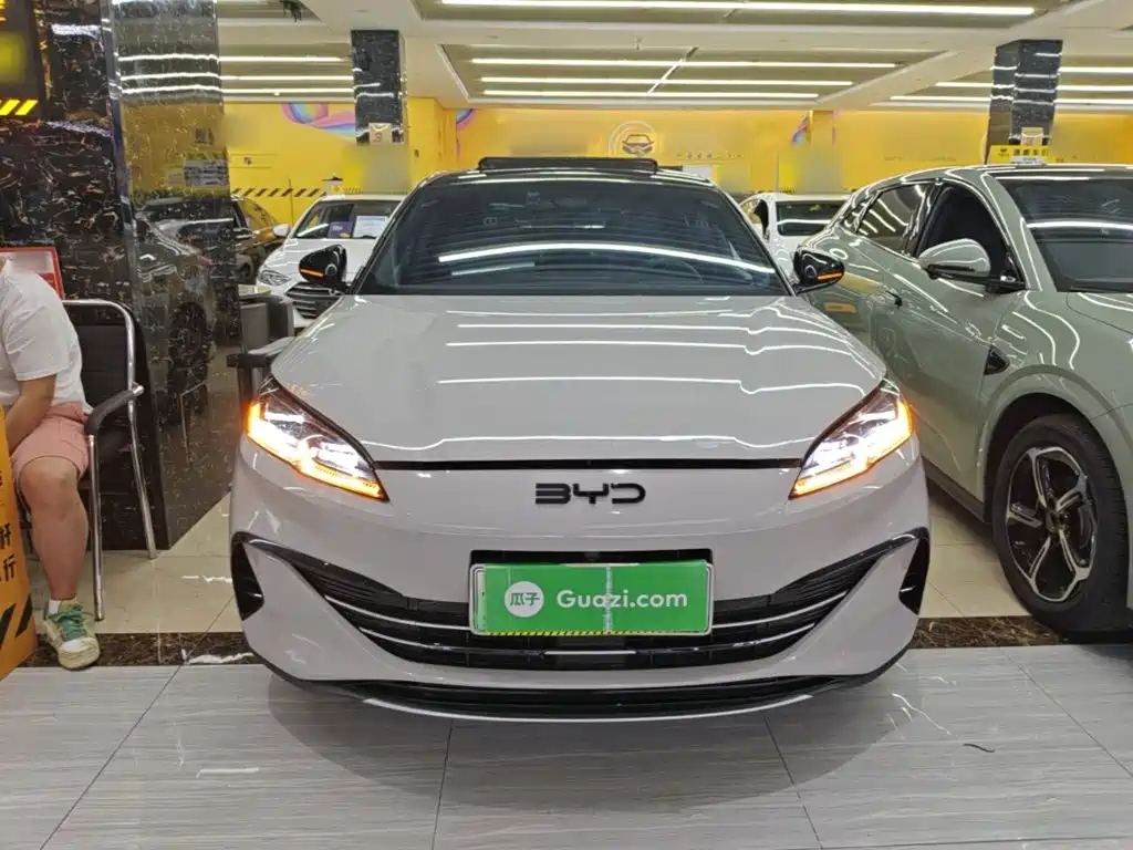 BYD Seal 06 2025