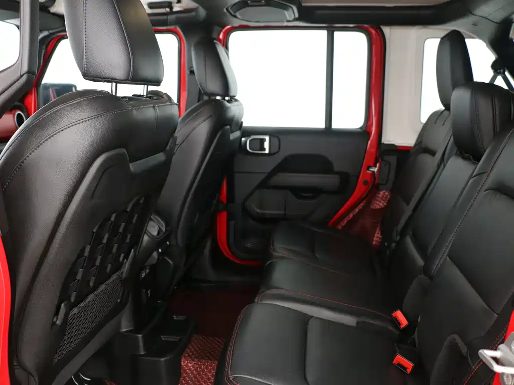 Jeep Wrangler 2021 — фото 10