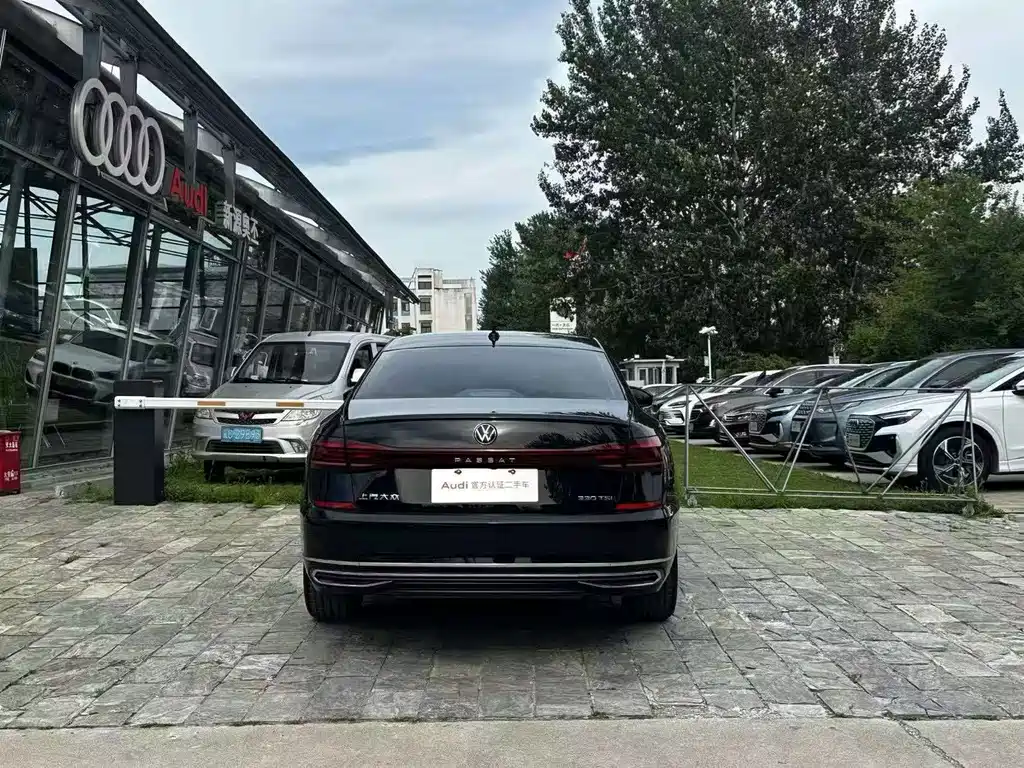 Volkswagen Passat 2024