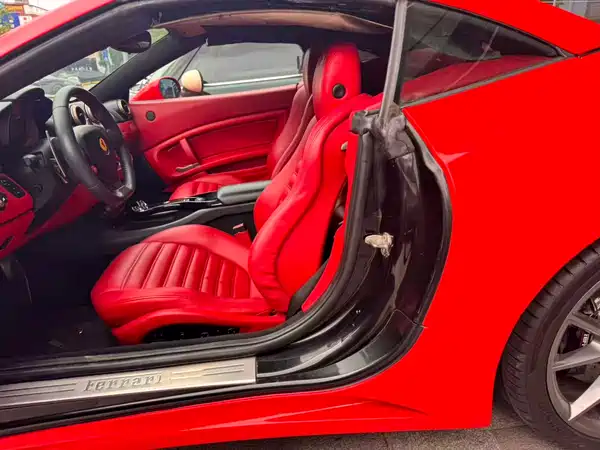 Ferrari California T 2009