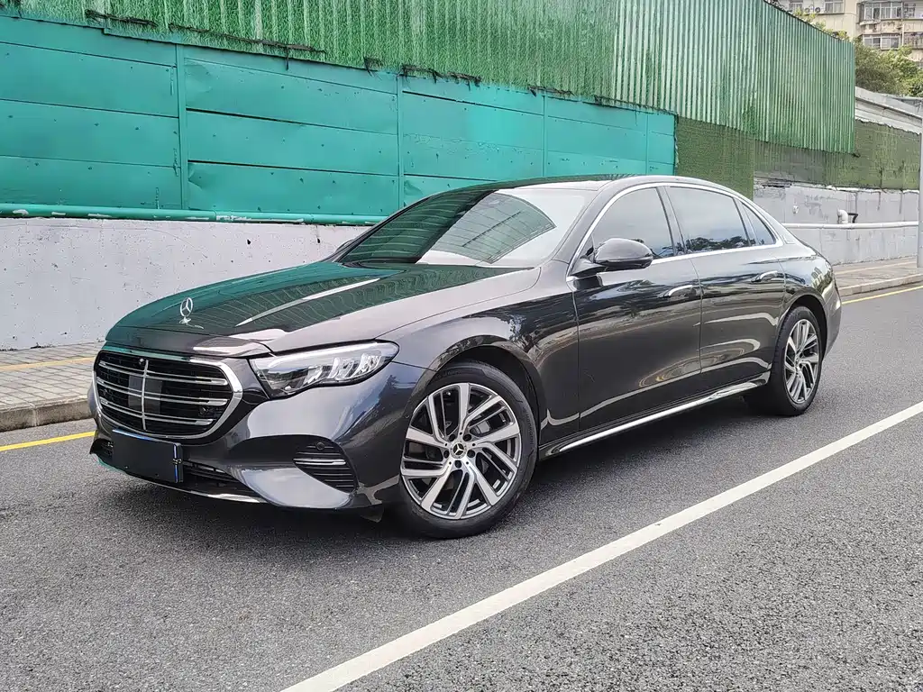 Mercedes-Benz E-Class 2025
