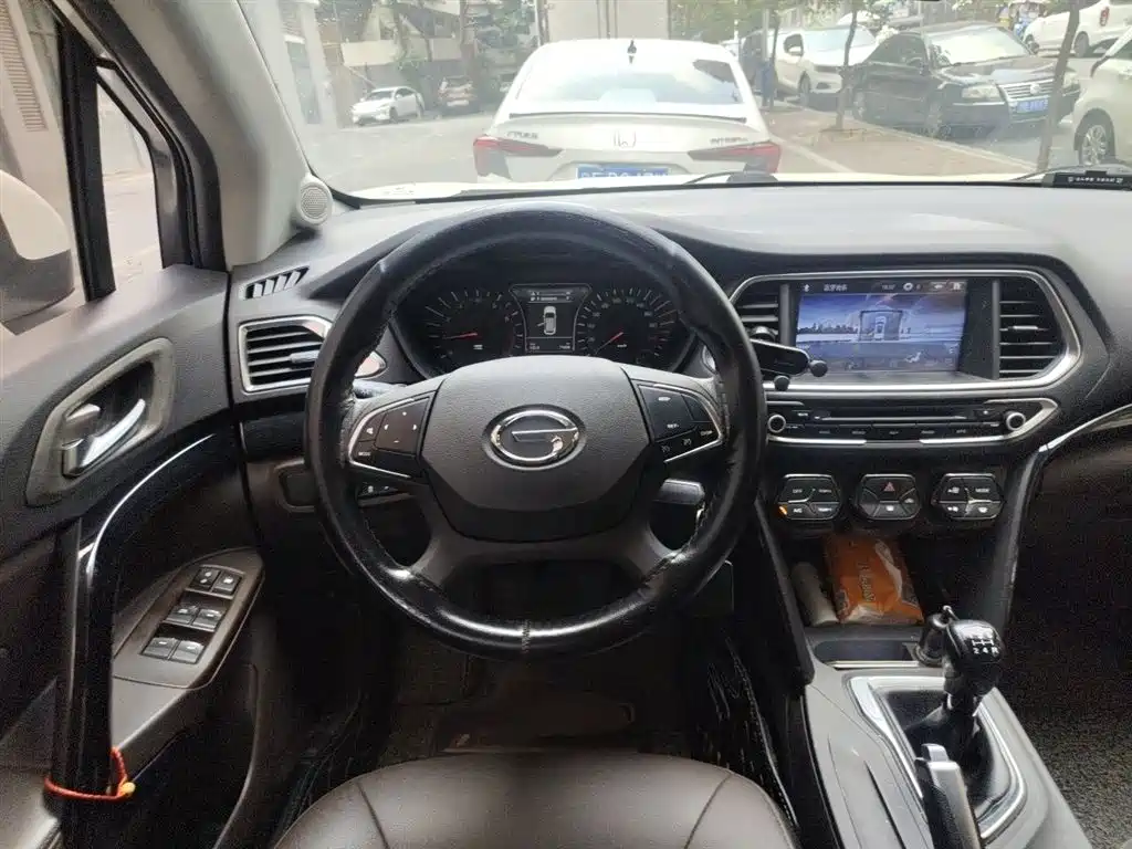 GAC Motor Trumpchi GS4 2016 — фото 3