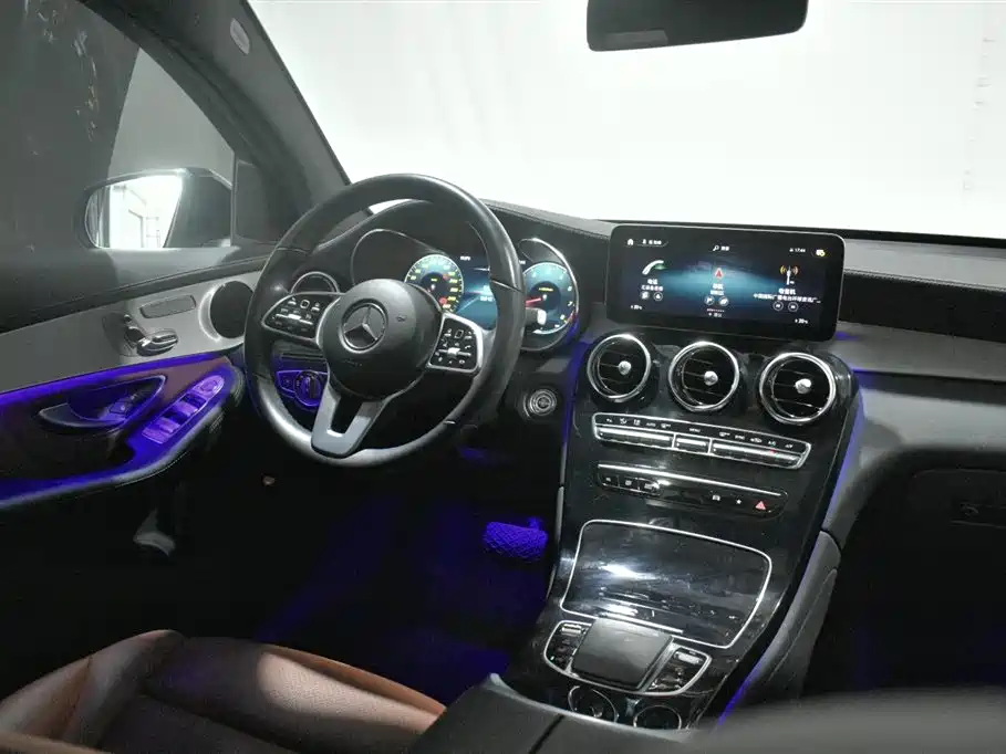 Mercedes-Benz GLC Coupe 2022 — фото 6