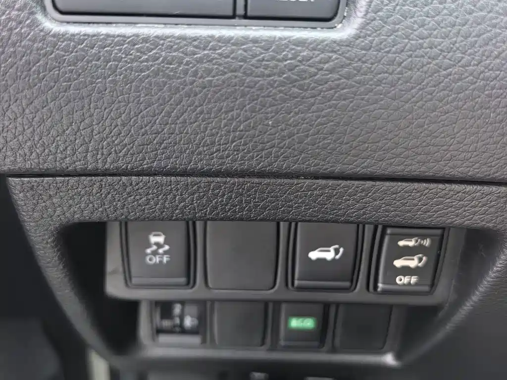 Nissan X-Trail 2015 — фото 15