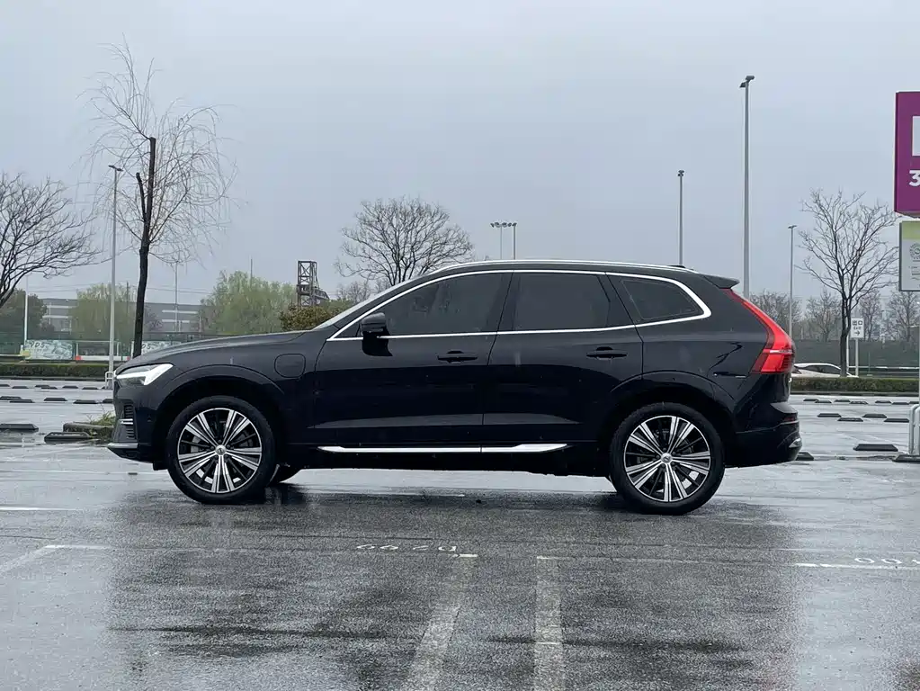 Volvo XC60 PHEV 2021 — фото 4
