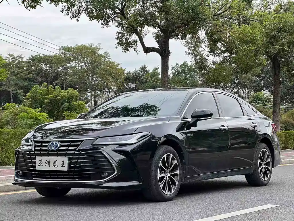 Toyota Avalon 2023 — фото 1