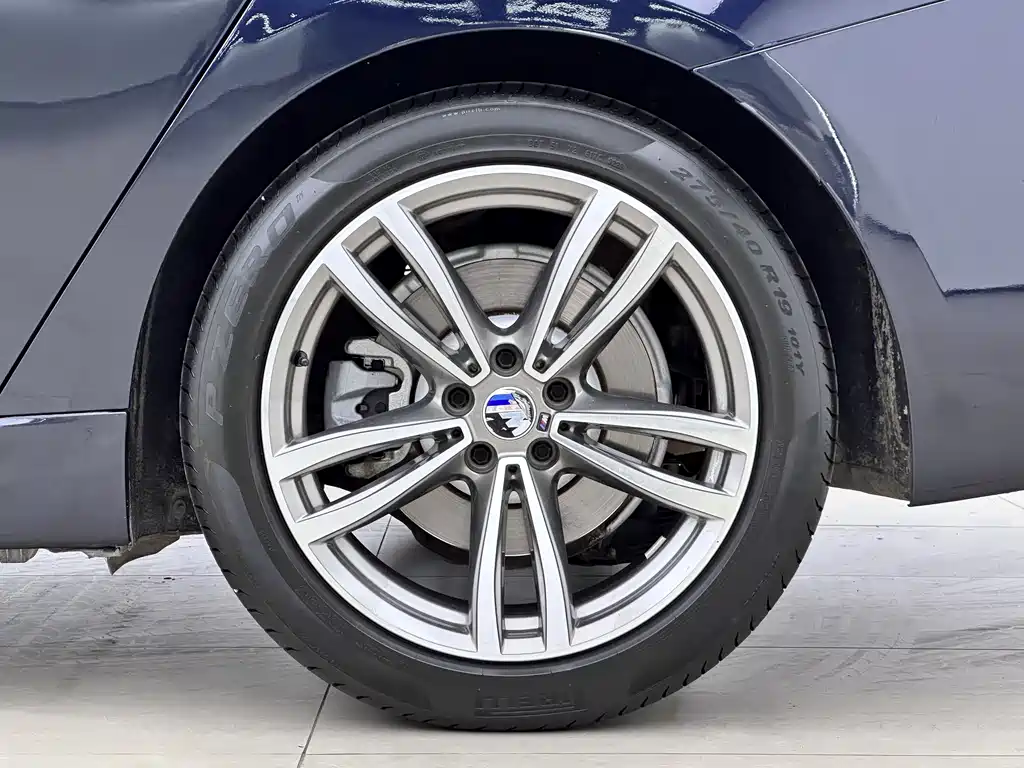BMW 6 Series GT 2019 — фото 18
