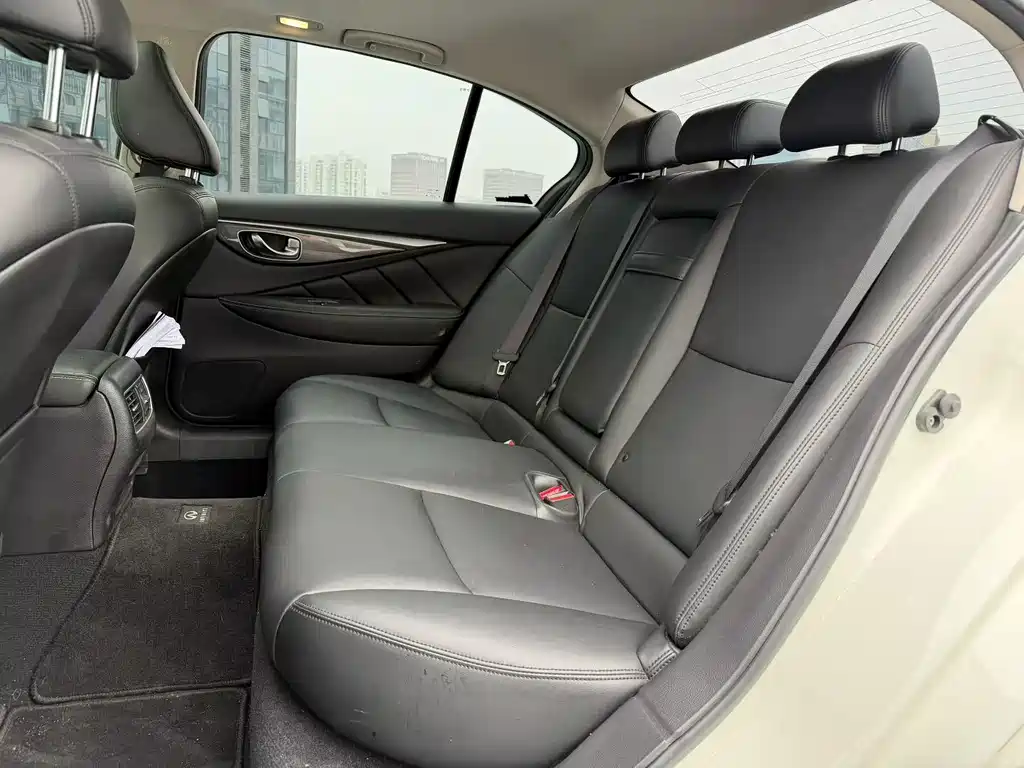 Infiniti Q50L 2023