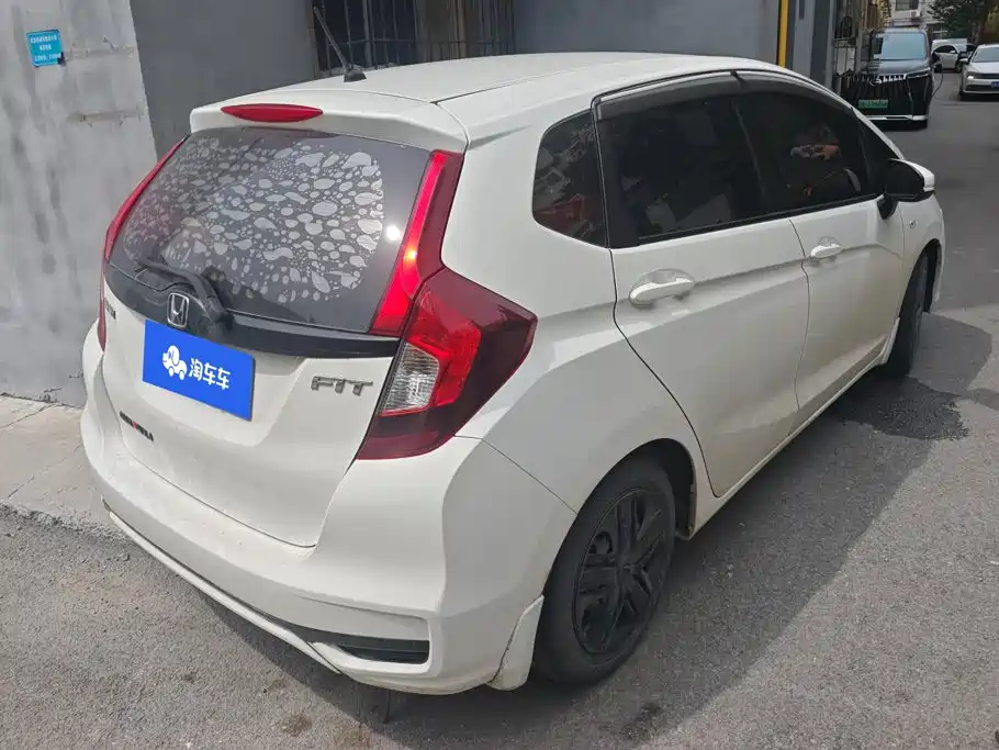 Honda Fit 2019 — фото 3