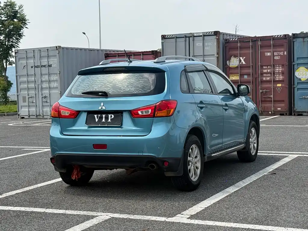 Mitsubishi Jinxuan ASX 2014 — фото 4
