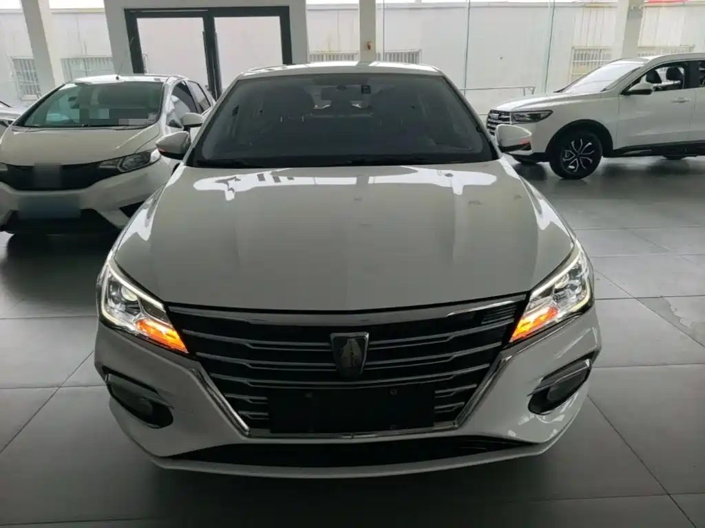 Roewe i5 2020