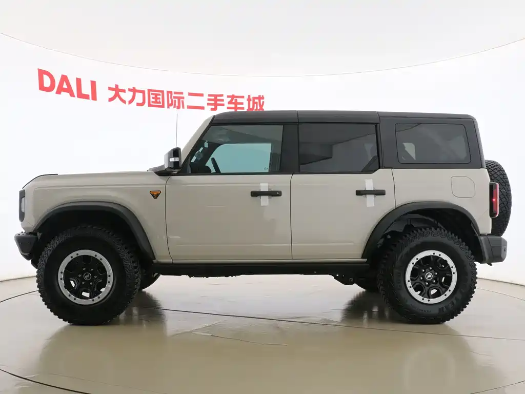 Ford Bronco 2024 — фото 15
