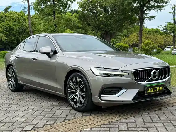 Volvo S60 2021