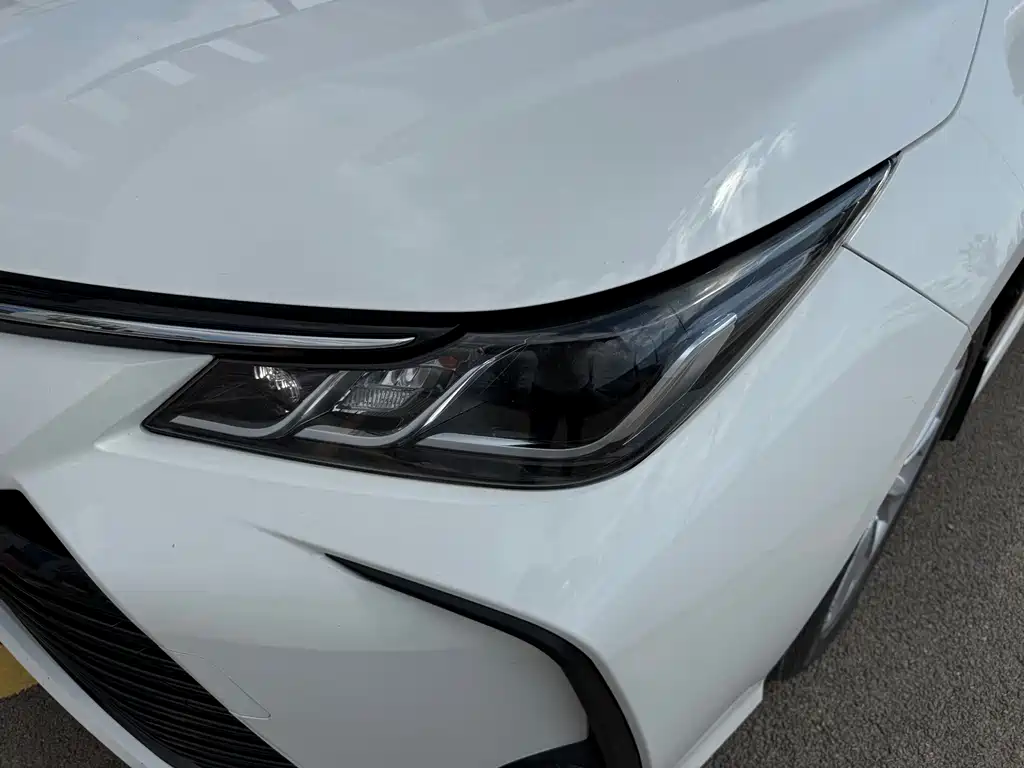 Toyota Corolla 2019 — фото 9