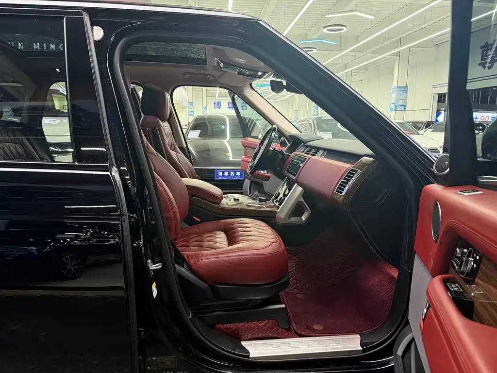 Land Rover Range Rover 2019 — фото 15