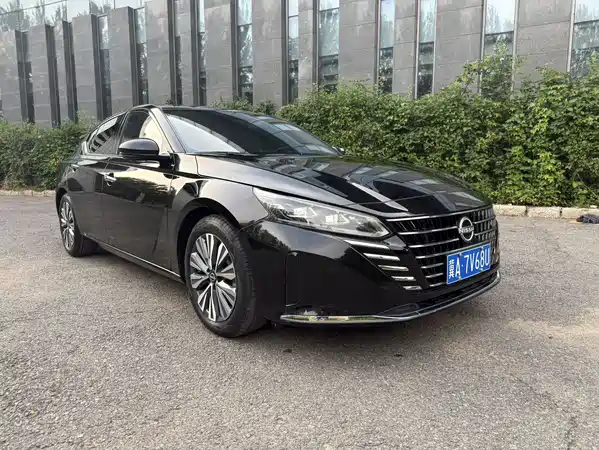 Nissan Teana 2024