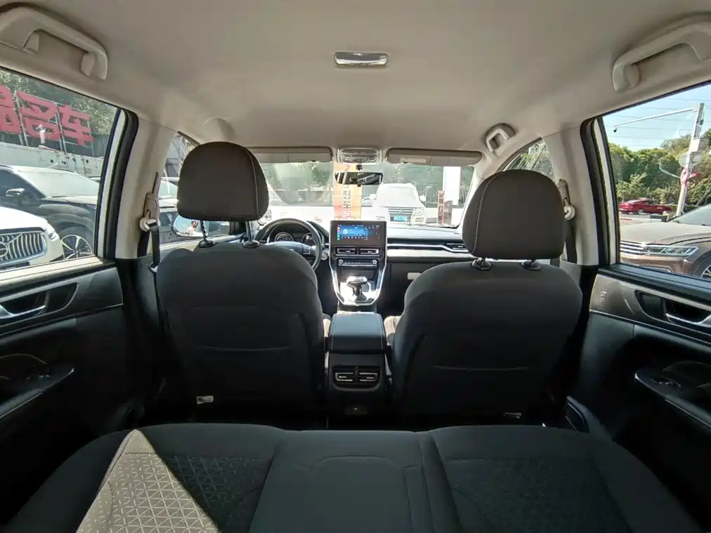 Haval M6 2022 — фото 16