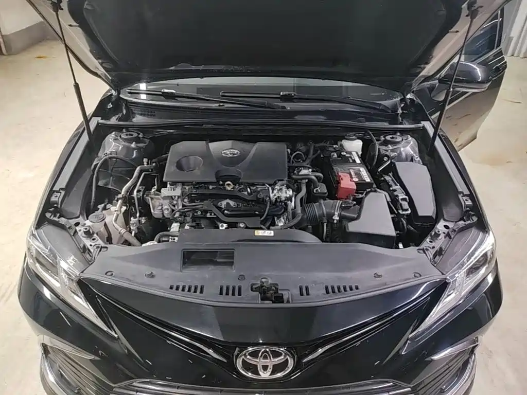 Toyota Camry 2023 — фото 20