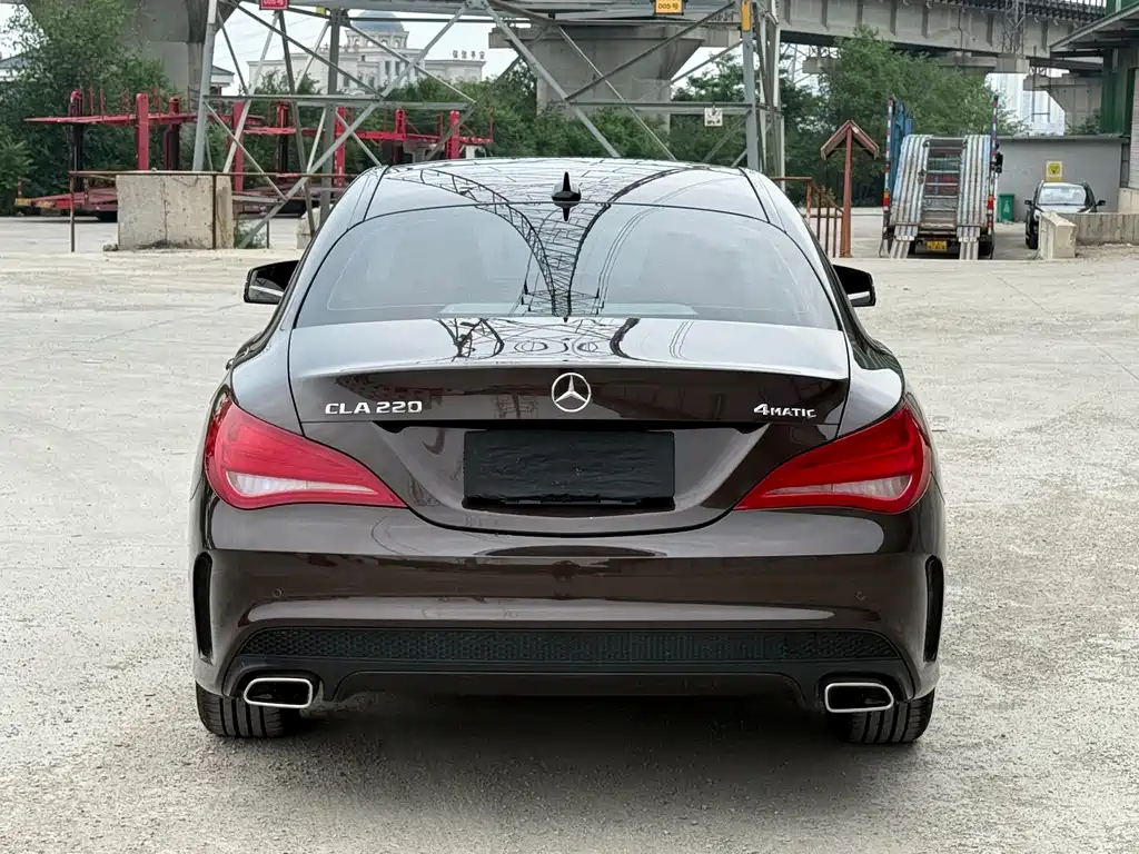 Mercedes-Benz CLA 2015