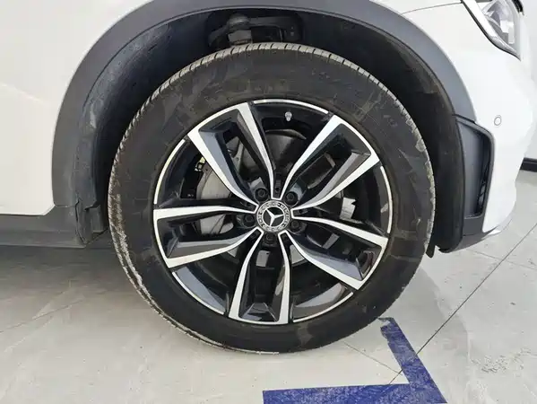 Mercedes-Benz GLC 2022