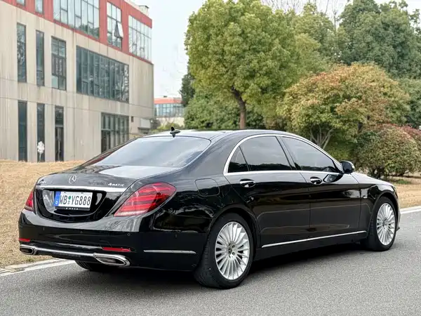Mercedes-Benz S-Class 2021