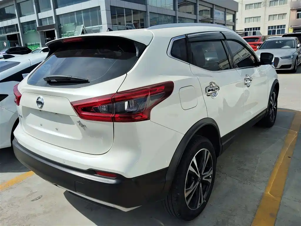 Nissan Qashqai 2021 — фото 7