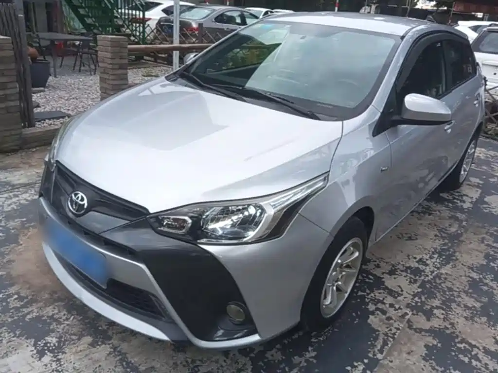 Toyota Yaris L 2016