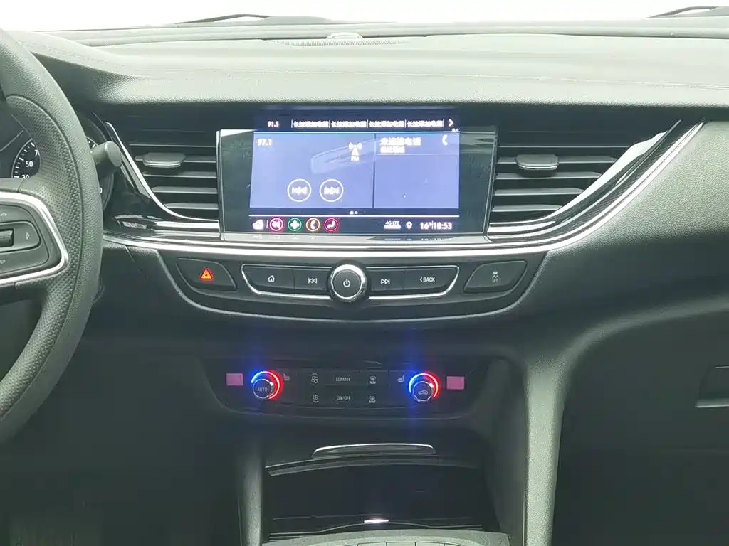 Buick Regal 2022 — фото 12