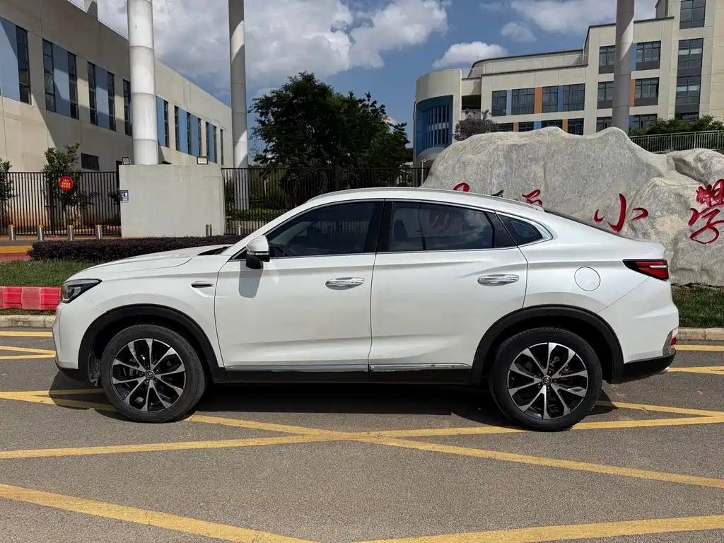 Changan CS85 COUPE 2019 — фото 10