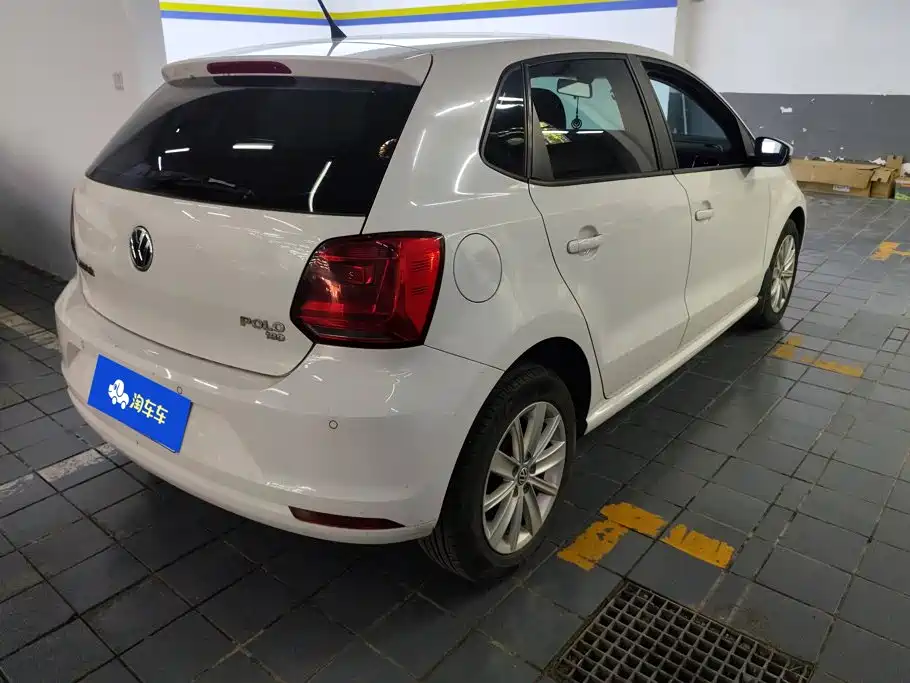 Volkswagen Polo 2015