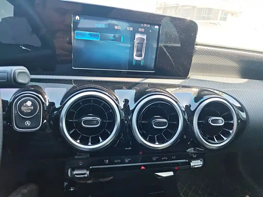 Mercedes-Benz A-Class 2020 — фото 20