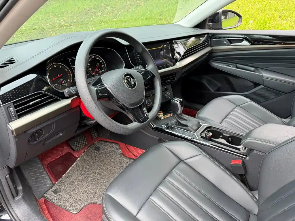 Volkswagen Passat 2022
