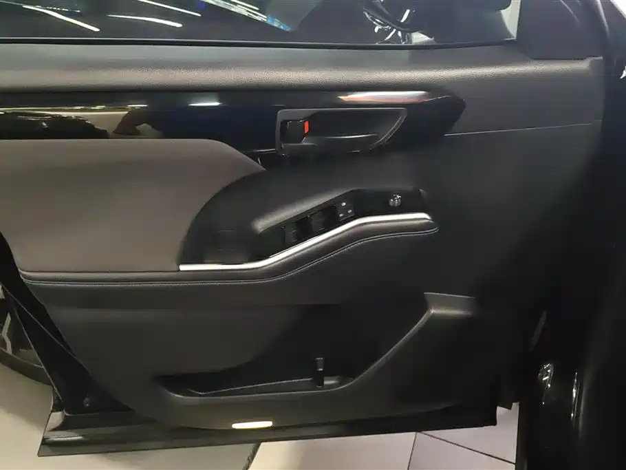 Toyota Highlander 2022