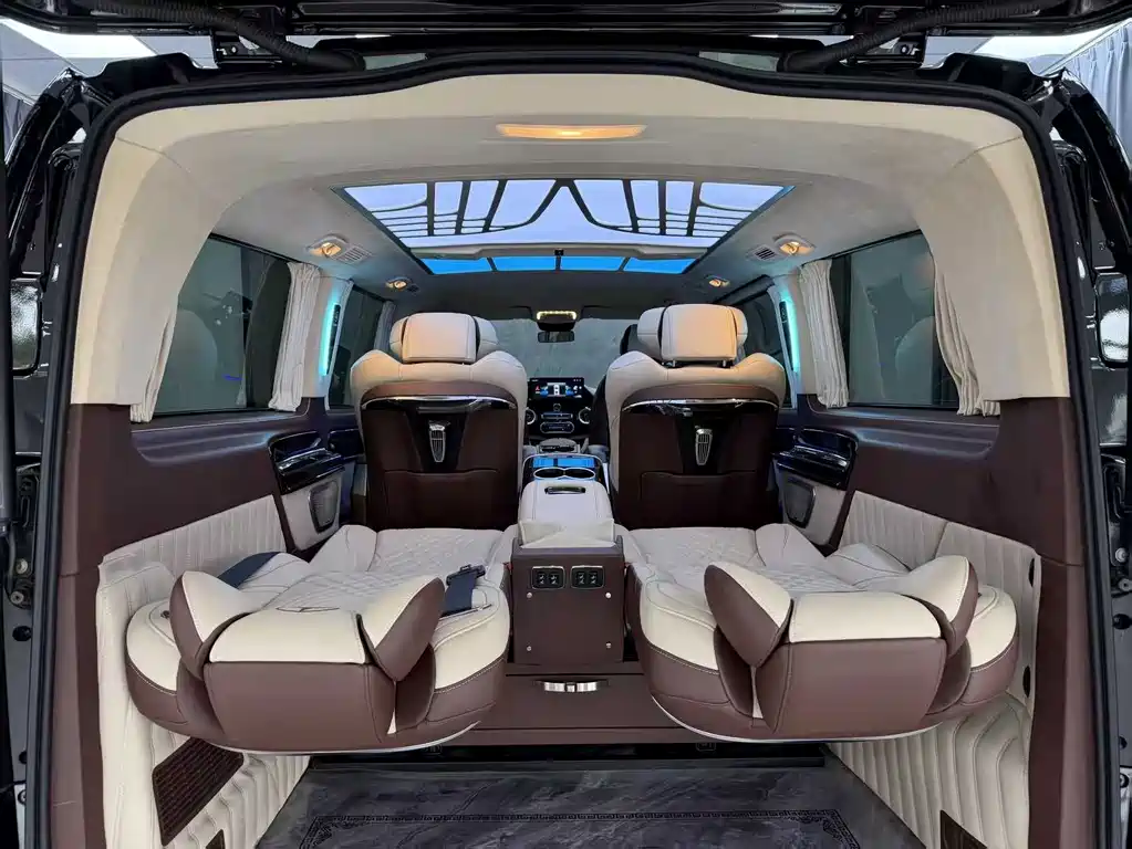 Mercedes-Benz Vito 2022 — фото 9