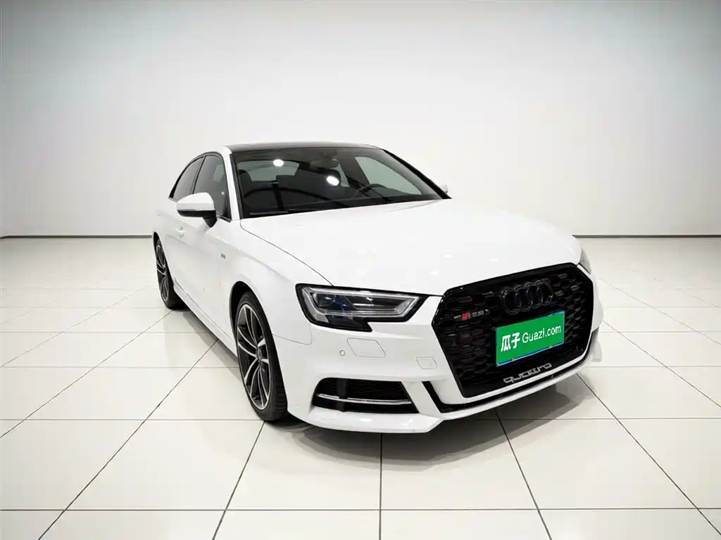Audi A3 2019 — фото 4