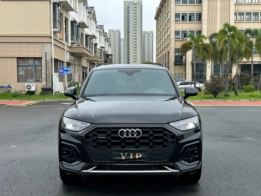 Audi Q5L 2025 — фото 3