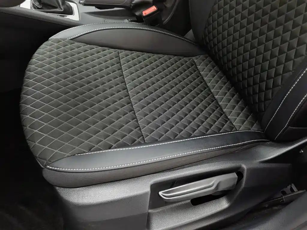 Skoda Octavia 2021 — фото 20