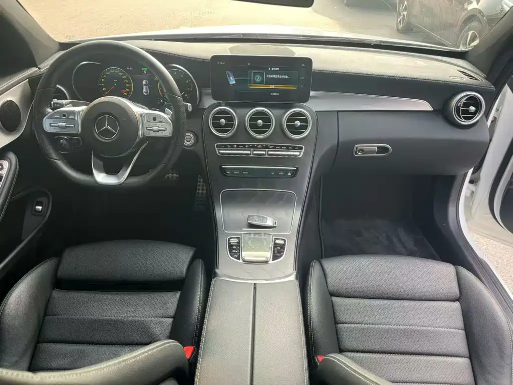 Mercedes-Benz C-Class 2019 — фото 3