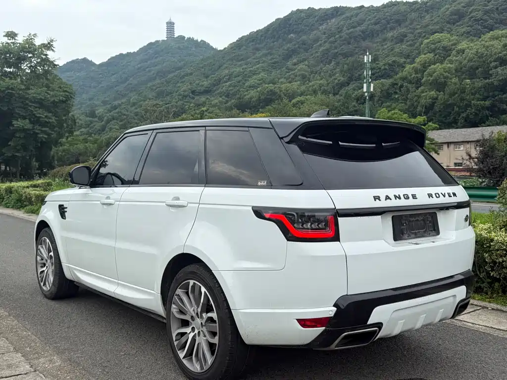 Land Rover Sport 2018 — фото 12