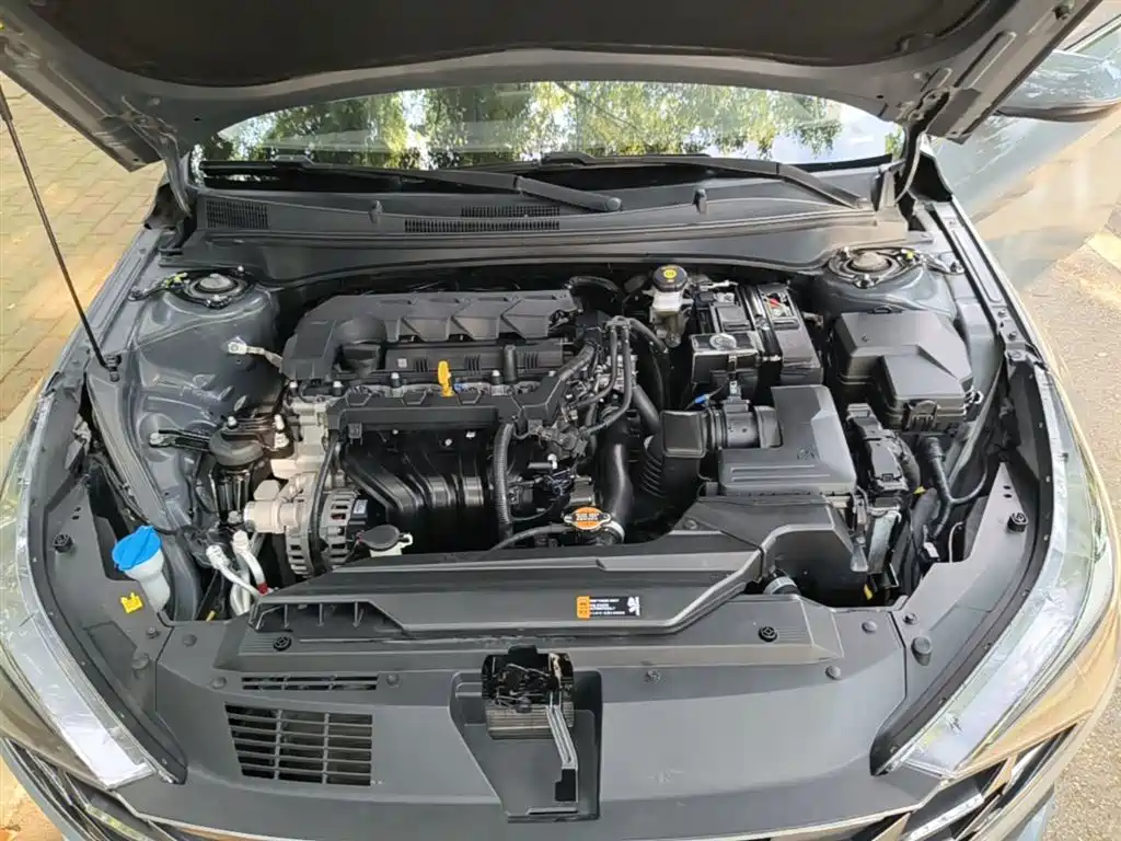 Hyundai Elantra 2022 — фото 20