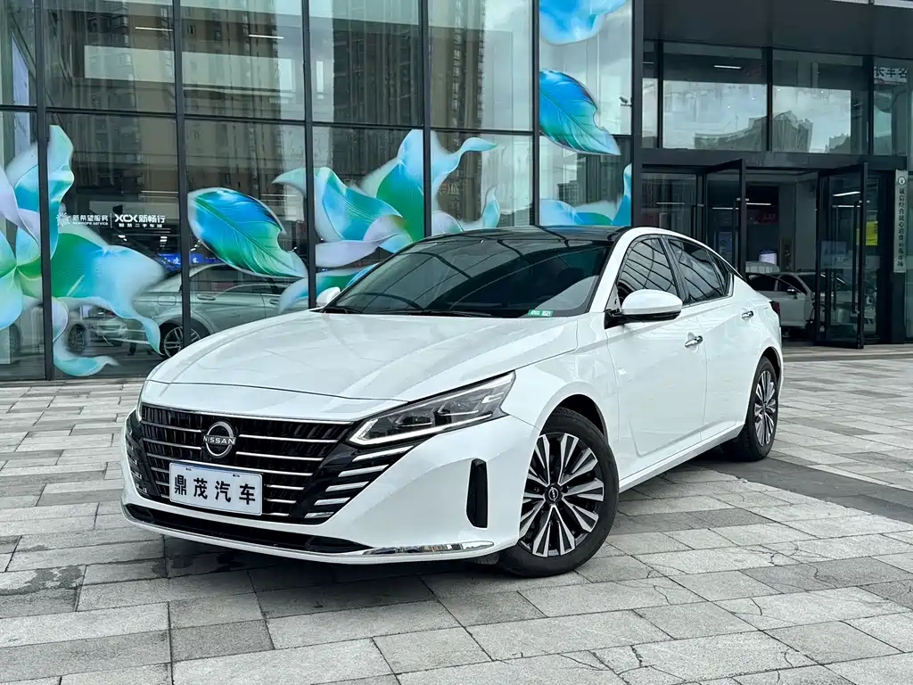 Nissan Teana 2025