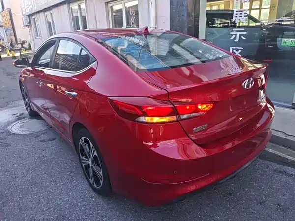 Hyundai Celesta 2018