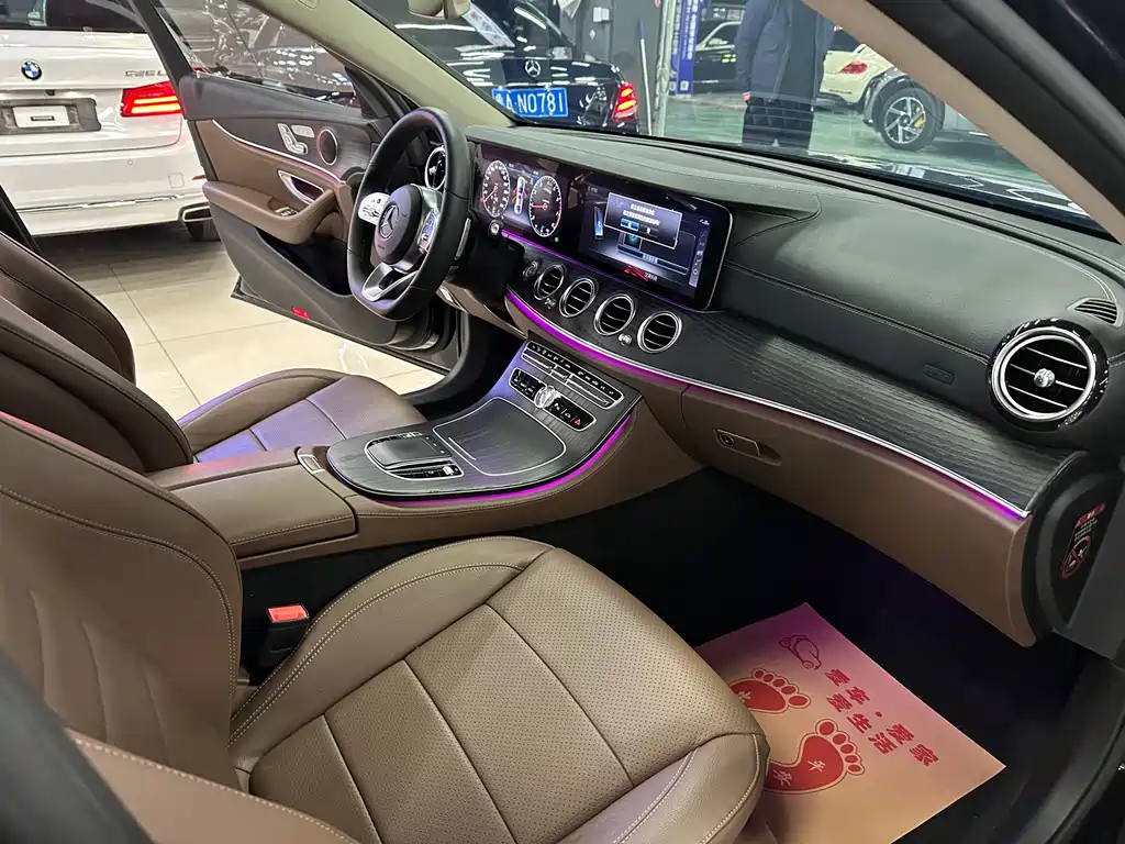 Mercedes-Benz E-Class 2020 — фото 9